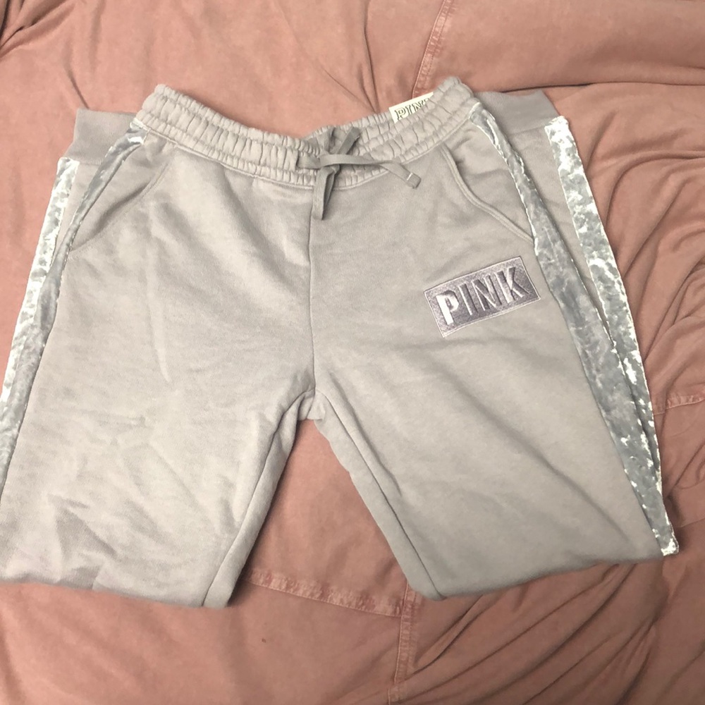 Vitoria Secret PINK skinny pant NWTs